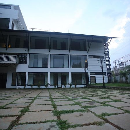 Thekkady Gavi Suites Vandiperiyār Exteriör bild