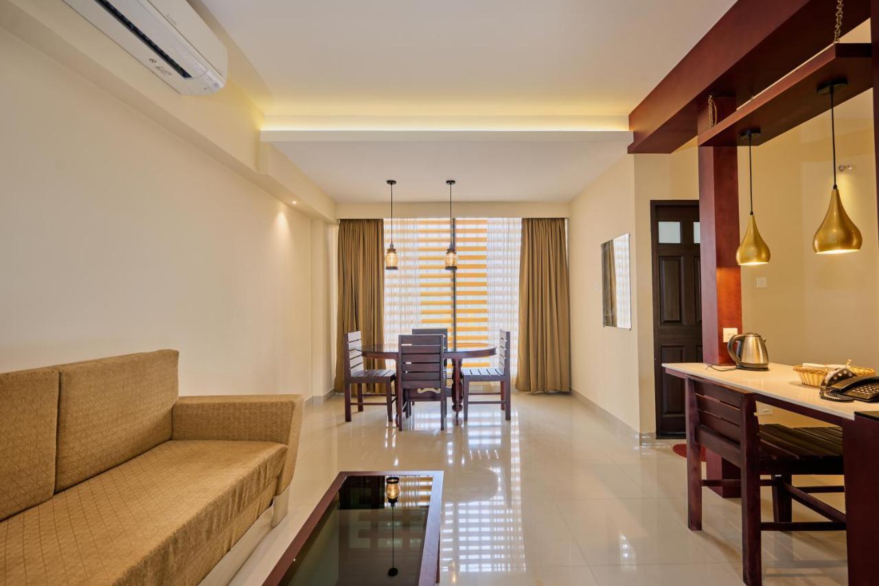Thekkady Gavi Suites Vandiperiyār Exteriör bild