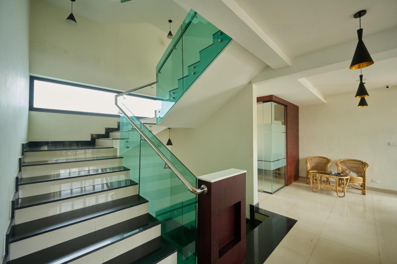 Thekkady Gavi Suites Vandiperiyār Exteriör bild