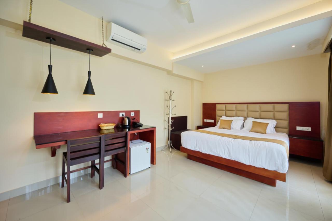 Thekkady Gavi Suites Vandiperiyār Exteriör bild