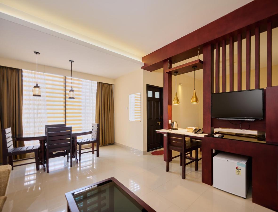Thekkady Gavi Suites Vandiperiyār Exteriör bild