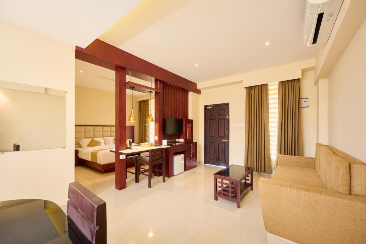 Thekkady Gavi Suites Vandiperiyār Exteriör bild